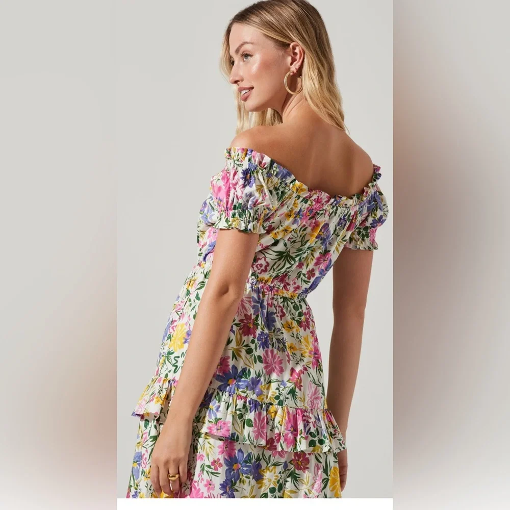 ASTR  VIONA FLORAL OFF SHOULDER TIERED MAXI DRESS - Picture 5 of 10